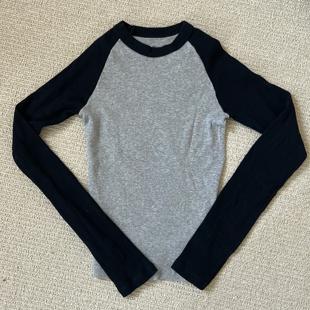 Brandy Melville long sleeve